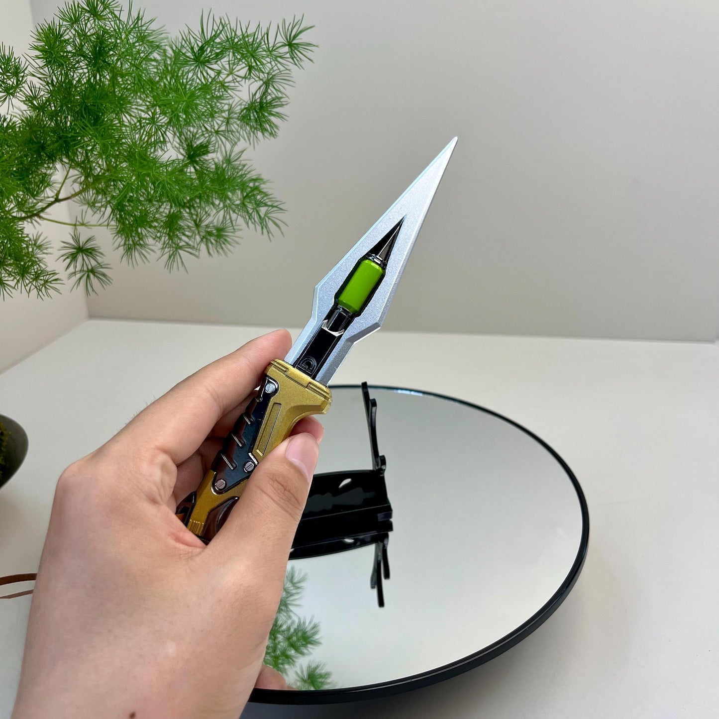 Valorant Outpost Melee knife, Valorant Weapon, Valorant Knife, Game Peripheral, Trainer Knife, Cosplay Prop, Weapons Replica, Gift For Game