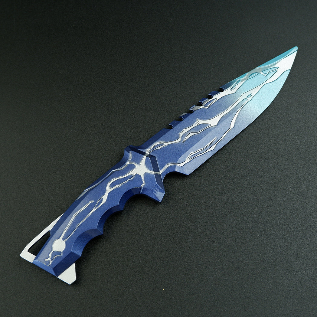 Valorant Smite Knife 21cm blue lightning zinc alloy metal replica on dark background – YOHOOT gaming collectible