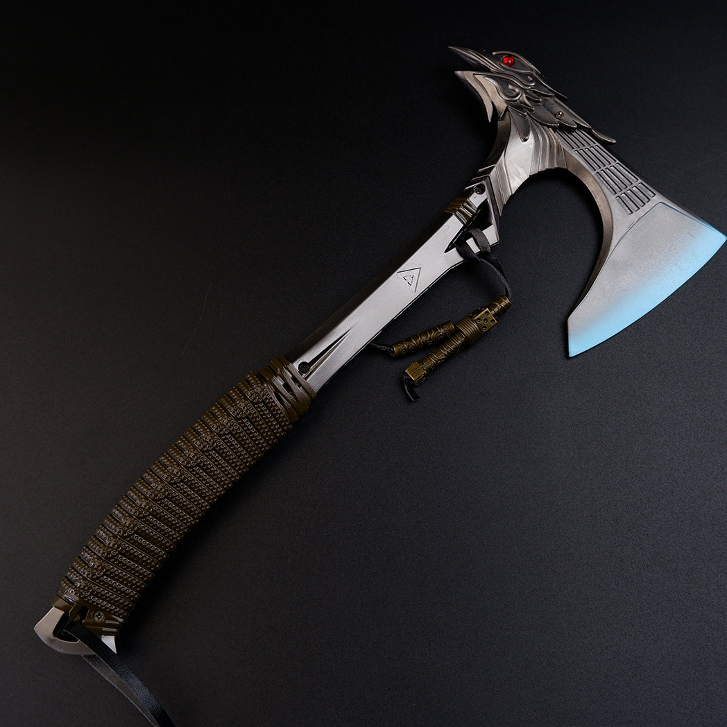 Apex Legends Bloodhound Heirloom Raven's Bite 35cm metal replica tomahawk axe collectible on dark background
