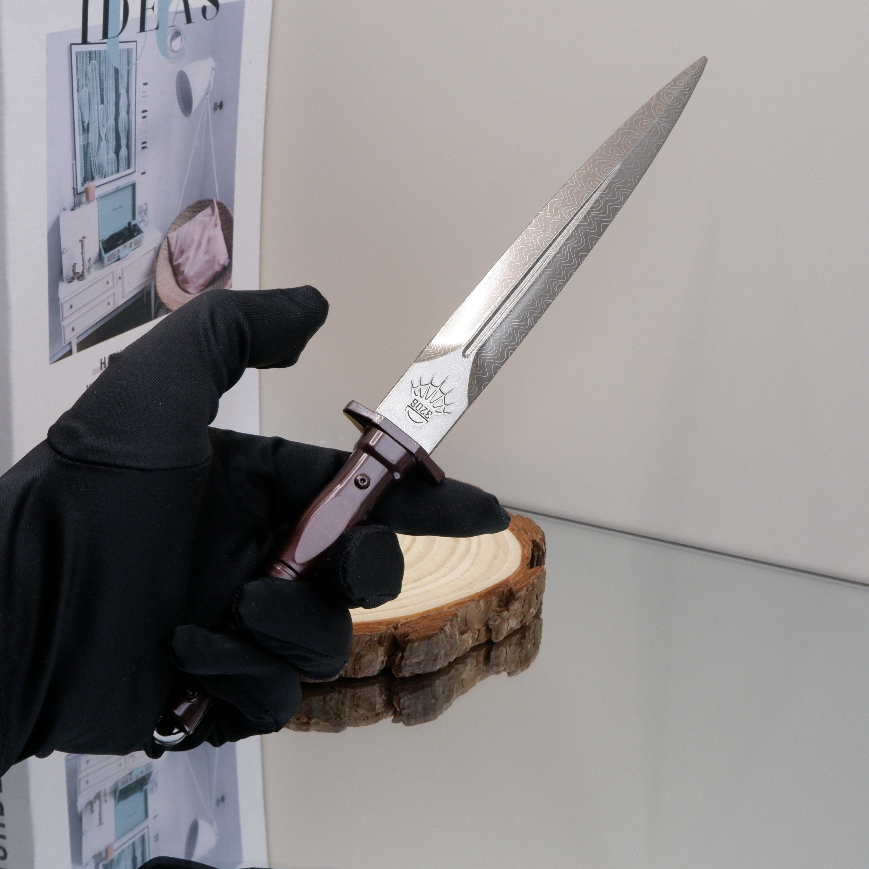 Arena Breakout Assault Knife Model: Metal Cosplay Prop with Sheath