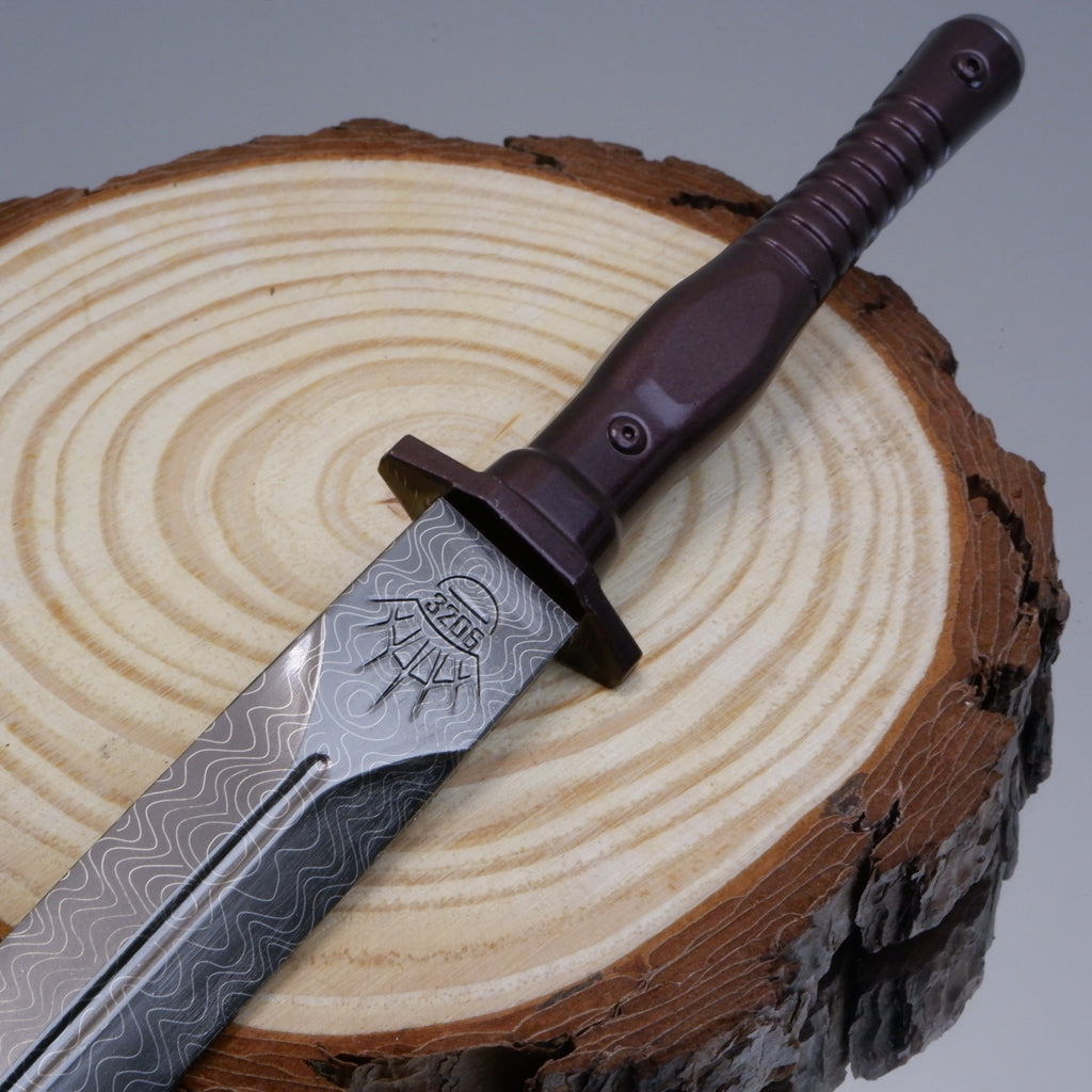 Arena Breakout Assault Knife Model: Metal Cosplay Prop with Sheath