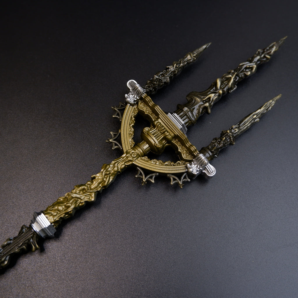 ER Mohgwyn's Sacred Spear Metal Miniature