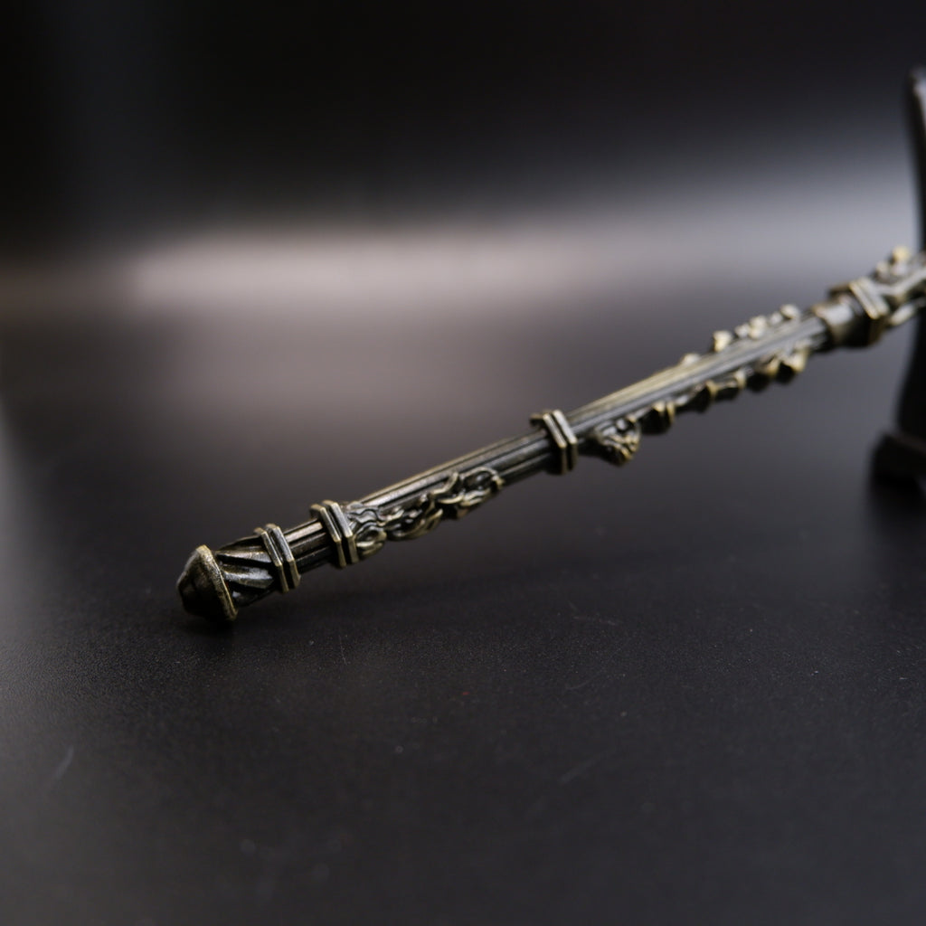 ER Mohgwyn's Sacred Spear Metal Miniature