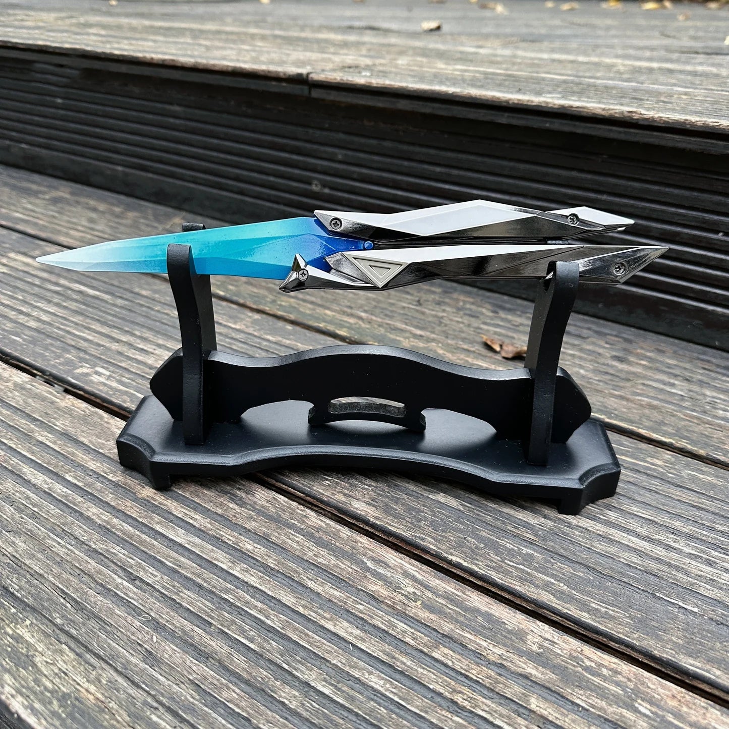 27CM/10.6" High-quality Singularity 2.0 Butterfly Knife Metal Replica