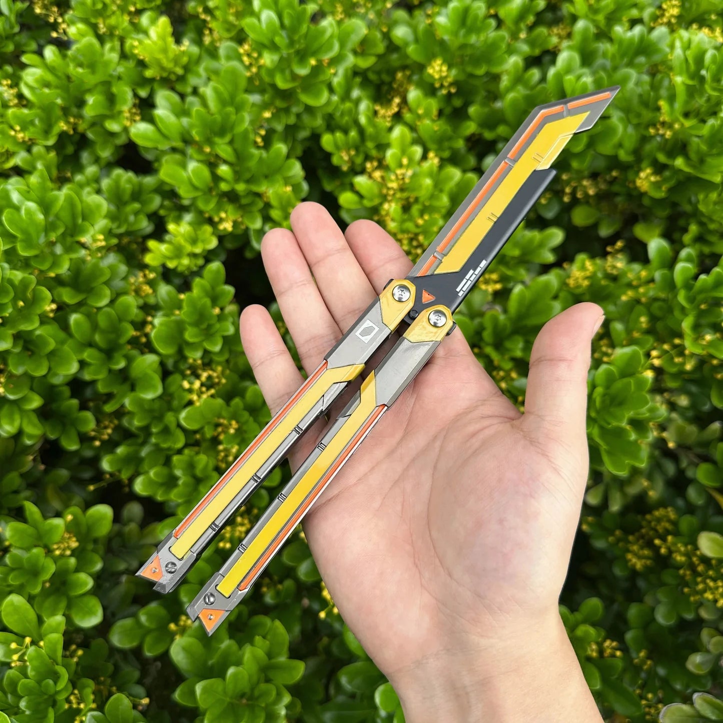Best Quality Game Butterfly Knife IRL Game Balisong For Collection