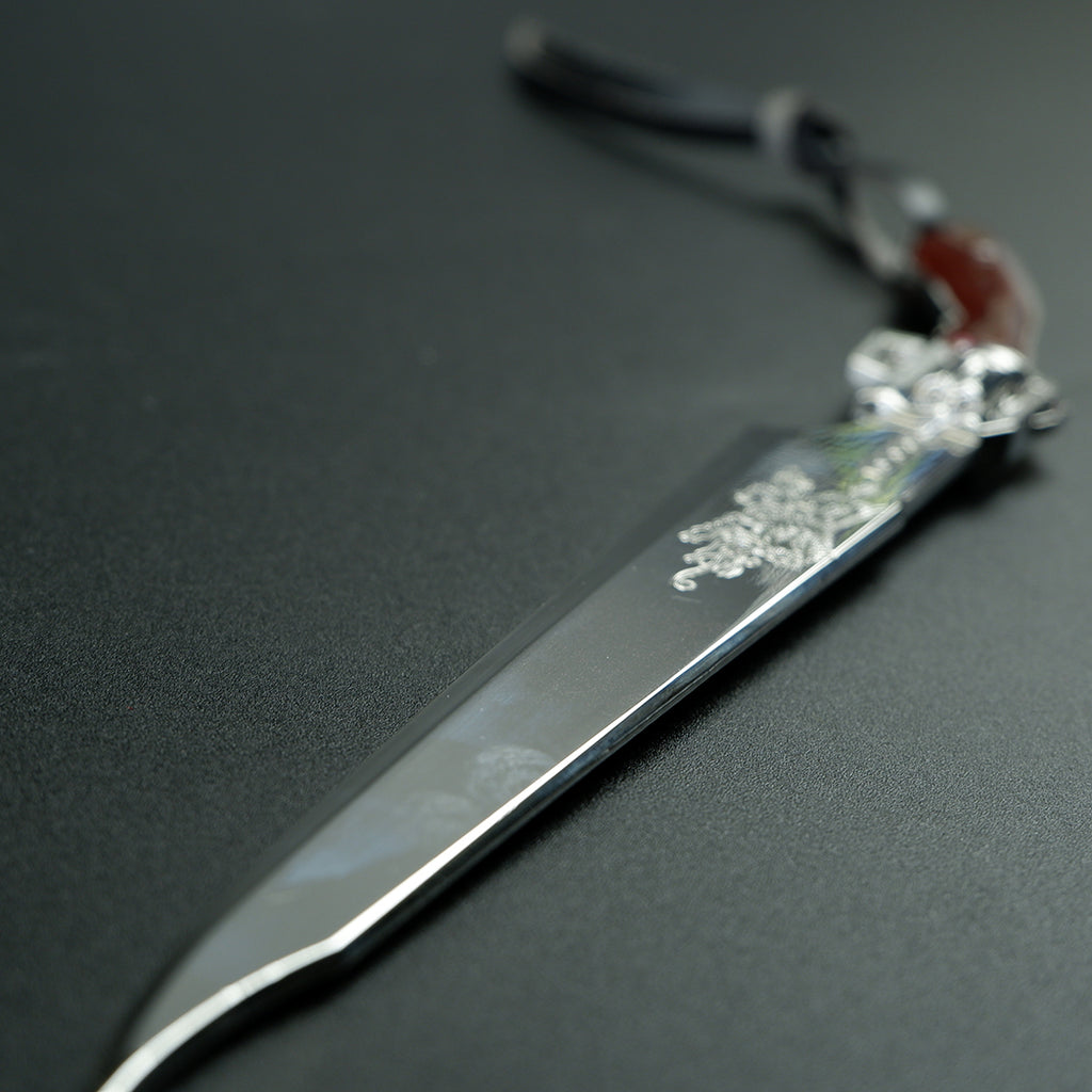Final Fantasy VIII Squall Leonhart Revolver Gunblade 22cm Metal Replica – FF8 Display Collectible