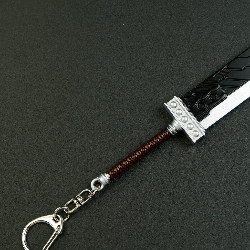 Final Fantasy Cloud Buster Sword Metal Keychain – Zinc Alloy RPG Mini Sword Bag Charm Collectible