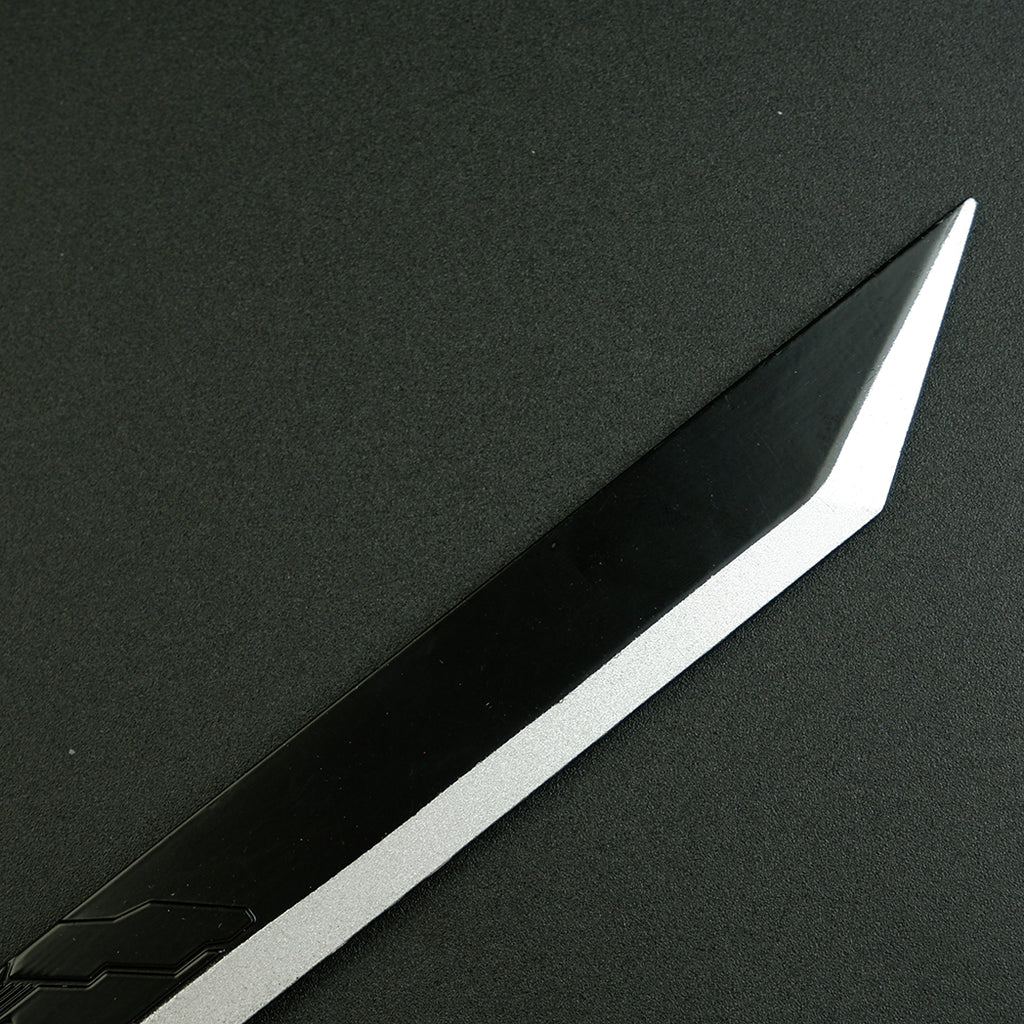 Final Fantasy Cloud Buster Sword Metal Keychain – Zinc Alloy RPG Mini Sword Bag Charm Collectible
