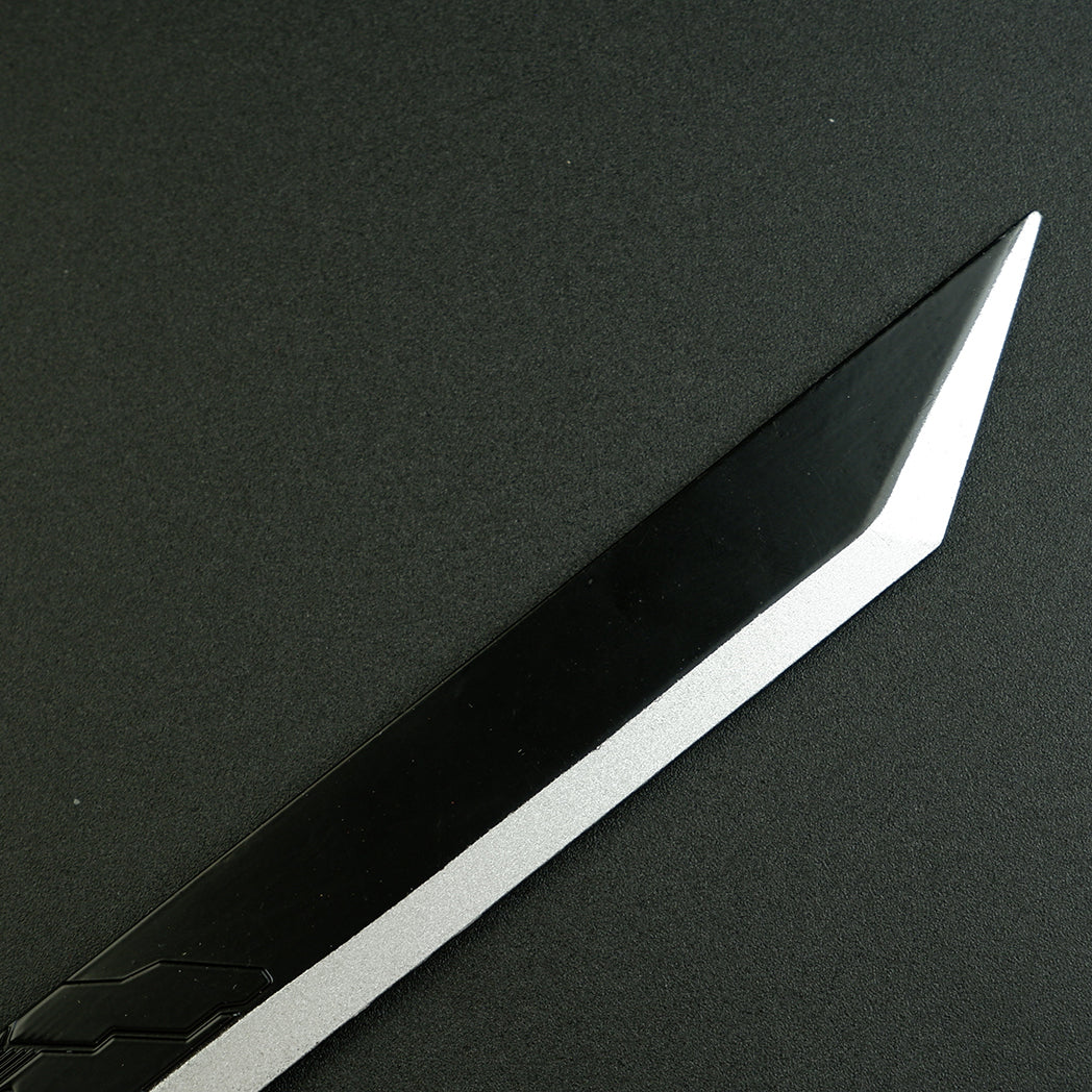 Final Fantasy Cloud Buster Sword Metal Keychain – Zinc Alloy RPG Mini Sword Bag Charm Collectible