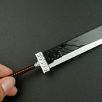 Final Fantasy Cloud Buster Sword Metal Keychain – Zinc Alloy RPG Mini Sword Bag Charm Collectible