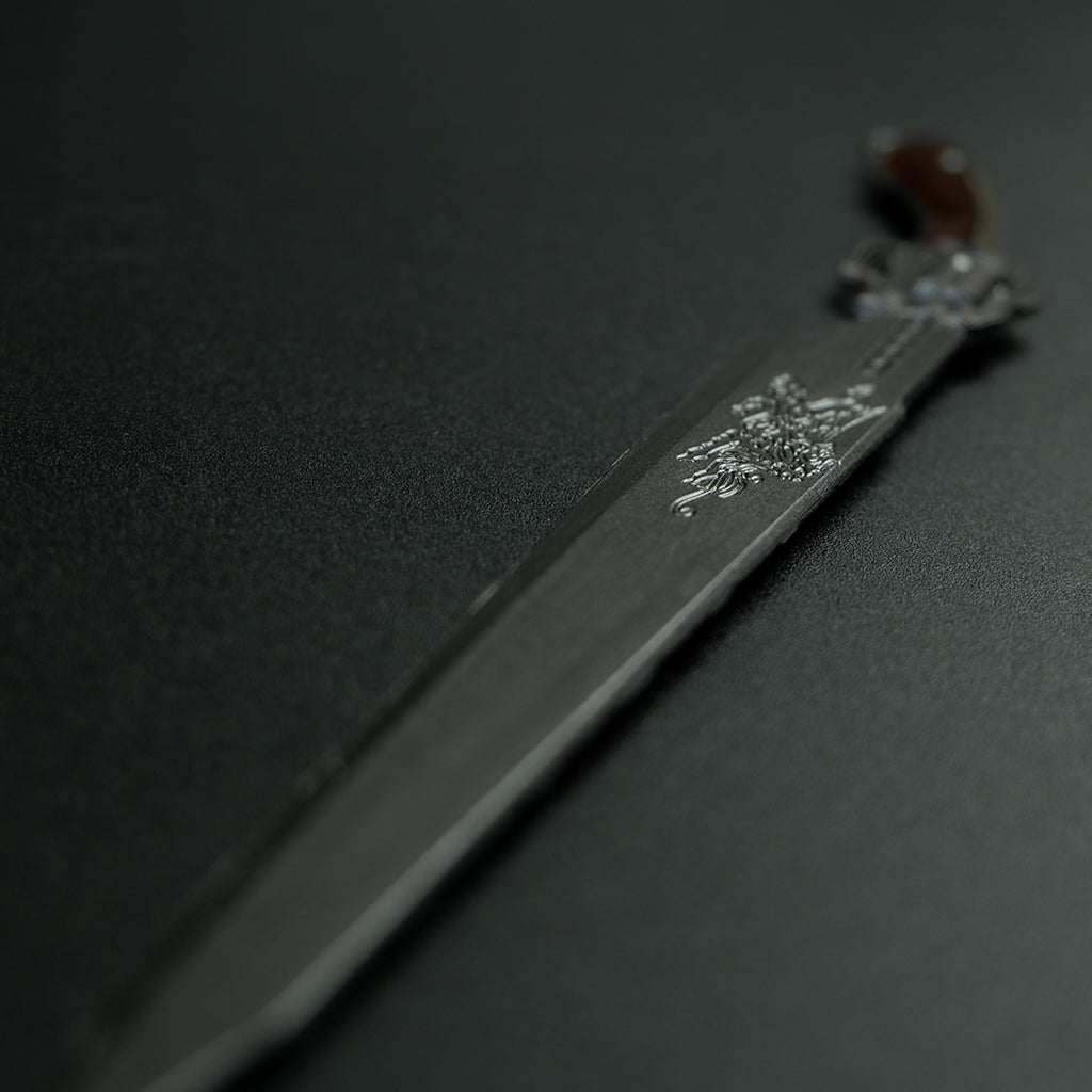 Final Fantasy RPG Weapon Miniature Set – Buster Sword, Invictus & Gunblade Zinc Alloy Display Collectible