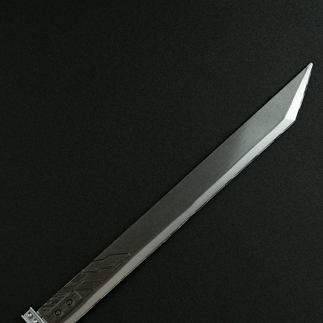 Final Fantasy RPG Weapon Miniature Set – Buster Sword, Invictus & Gunblade Zinc Alloy Display Collectible