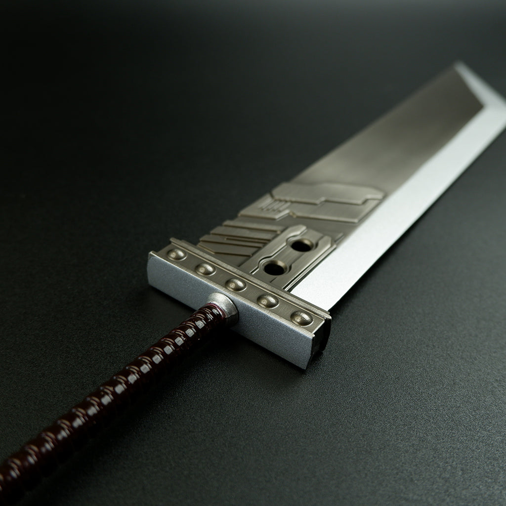 Final Fantasy VII Cloud Strife Buster Sword 35cm Metal Replica – FF7 Remake Display Collectible
