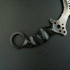 Hand-forging Re8 Chris Karambit Sharp Blade Stainless Steel Replica