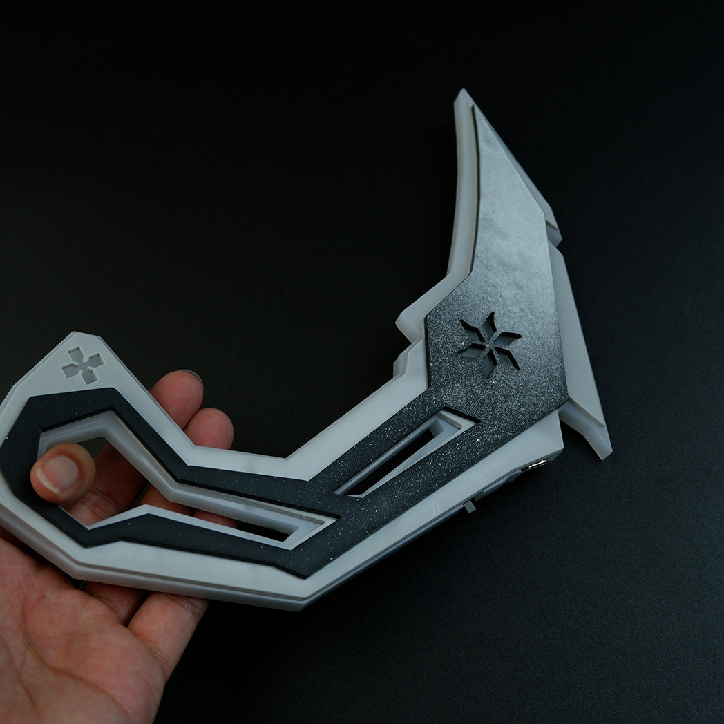 Valorant VCT 2025 Karambit Glowing Replica – LED Illuminating Cosplay Display Collectible