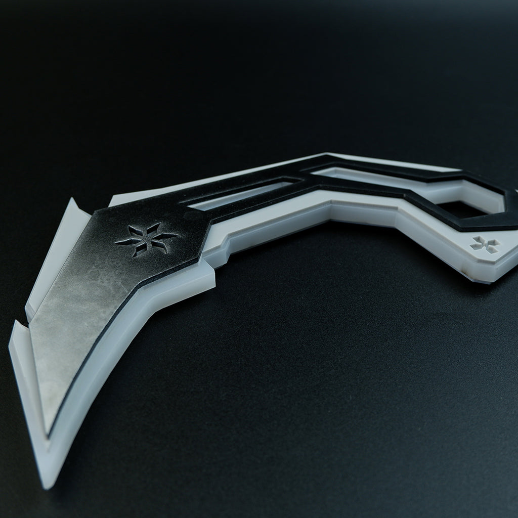 Valorant VCT 2025 Karambit Glowing Replica – LED Illuminating Cosplay Display Collectible