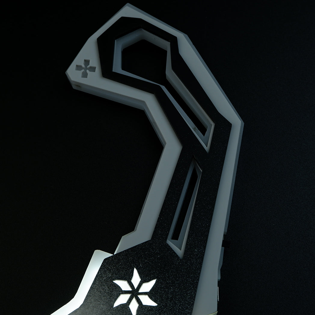 Valorant VCT 2025 Karambit Glowing Replica – LED Illuminating Cosplay Display Collectible