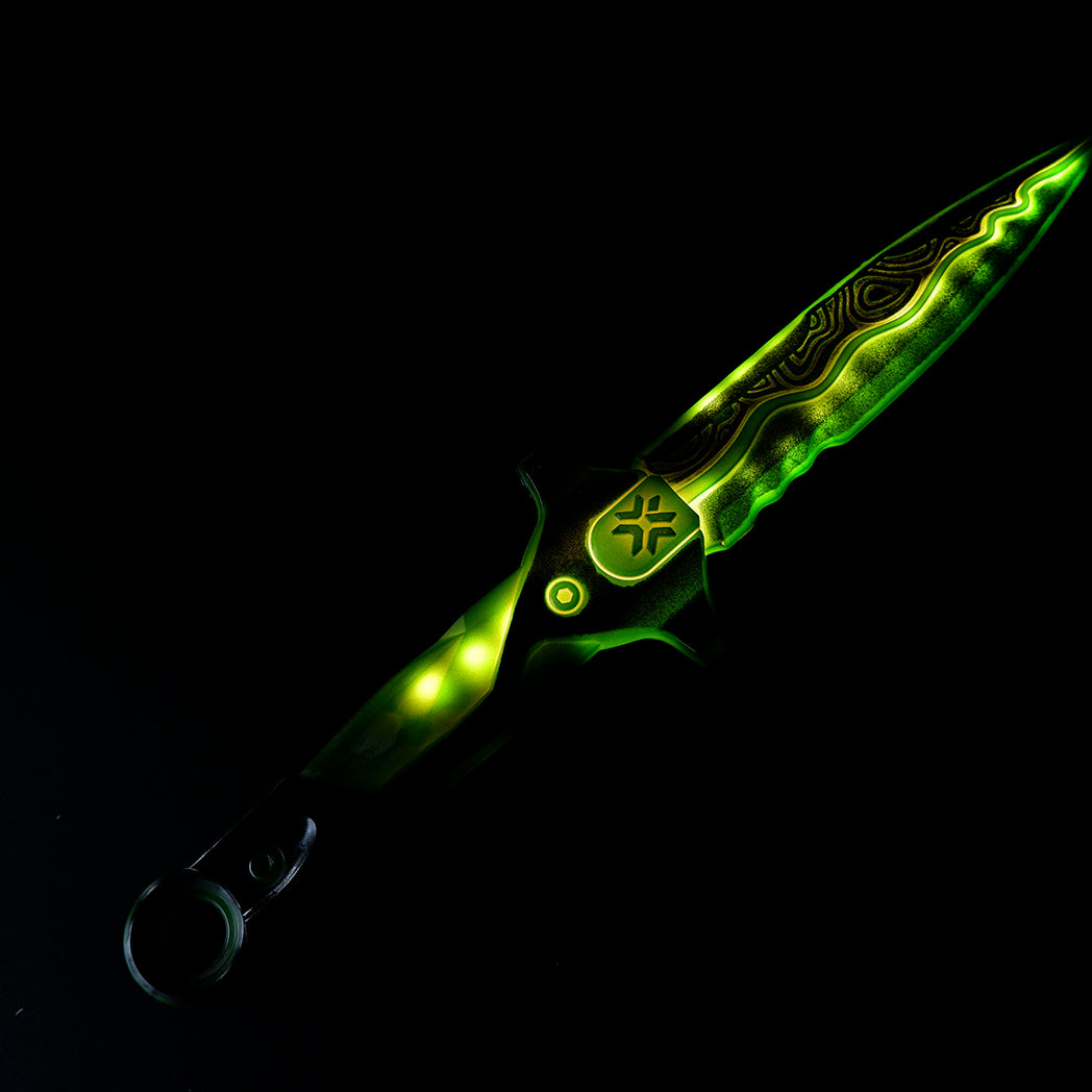 Valorant Tactical Dagger 45cm  LED Glowing Replica – Lightweight Cosplay Display Collectible
