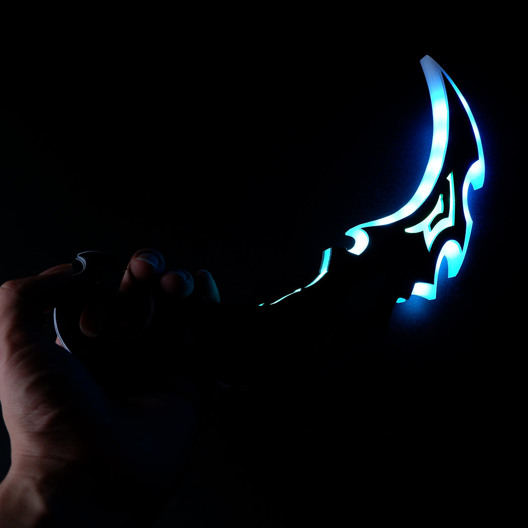 Valorant Reaver 2.0 Karambit LED Glowing Replica 25cm – USB Rechargeable Blue Light Cosplay Collectible