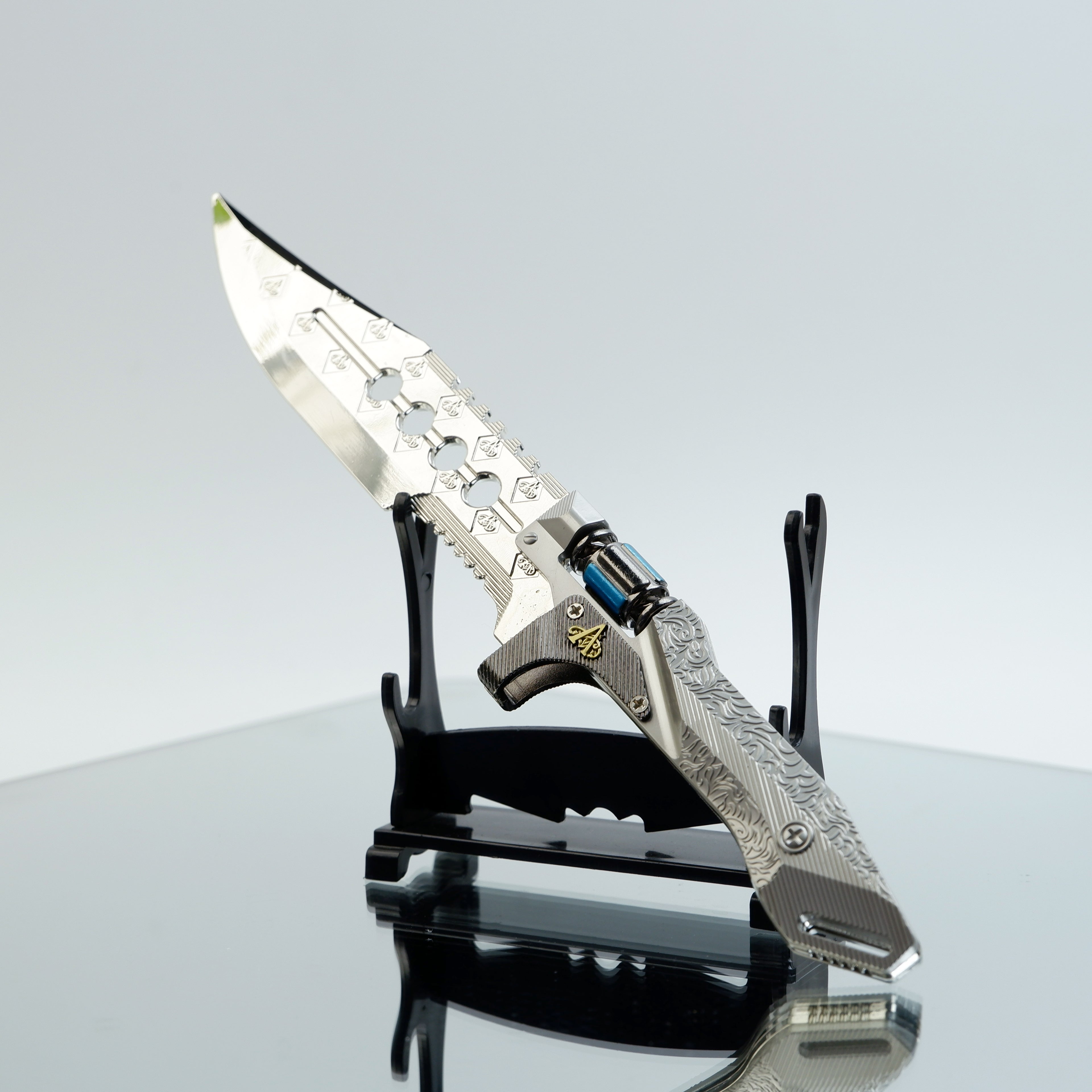 Valorant Sovereign Knife 22cm Metal Replica with Sheath & Stand – Zinc Alloy Celestial Engraved Dagger Collectible