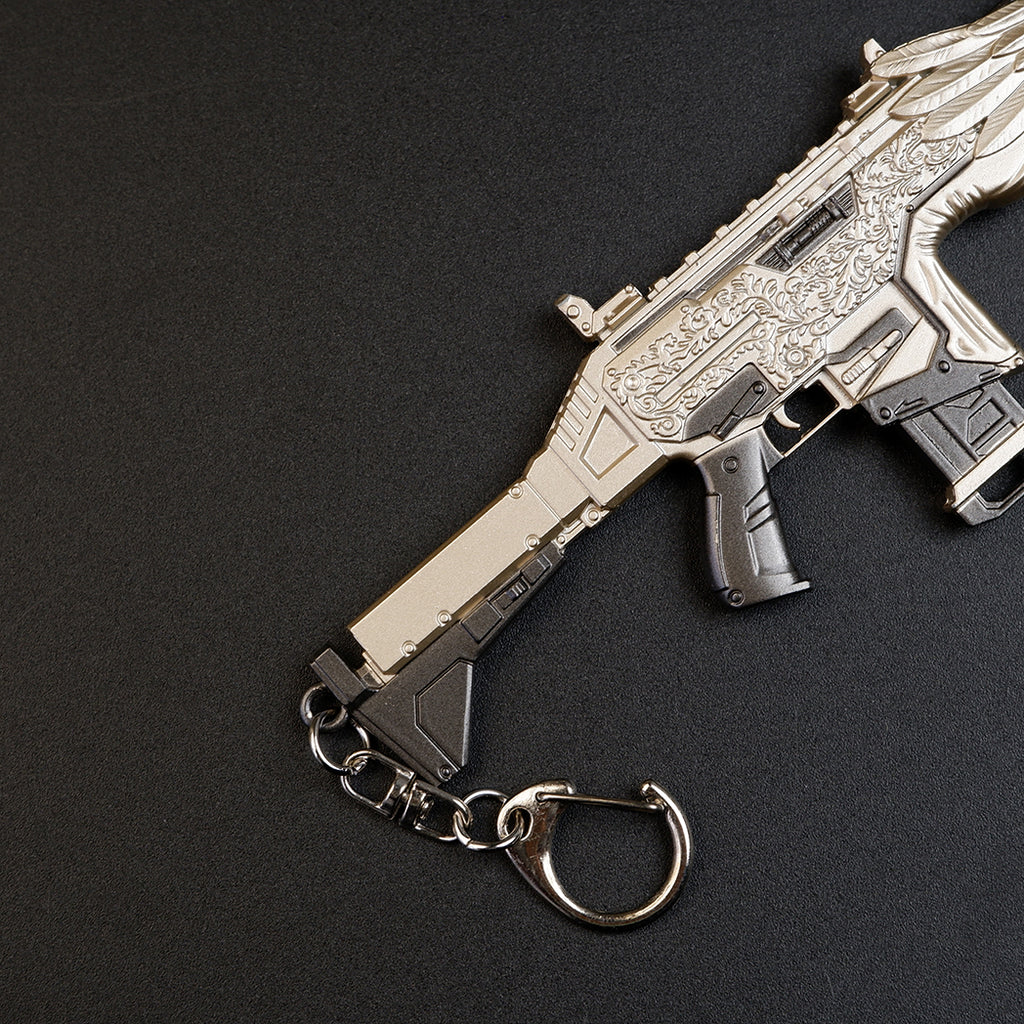 Apex Legends VK-47 Flatline Gold Legendary Skin 16cm Metal Keychain – Electroplated Zinc Alloy Replica