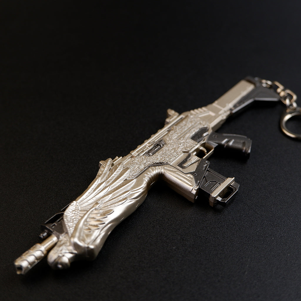 Apex Legends VK-47 Flatline Gold Legendary Skin 16cm Metal Keychain – Electroplated Zinc Alloy Replica
