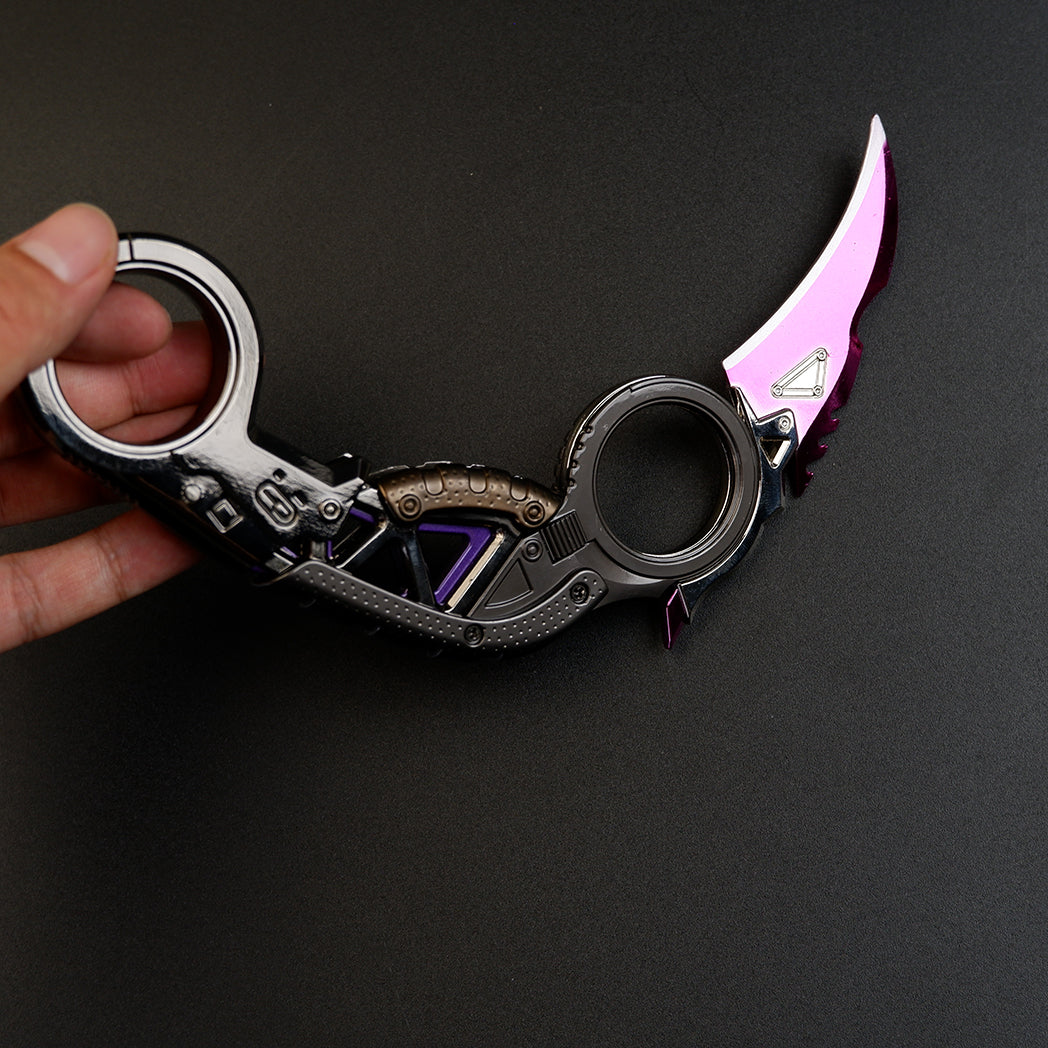 Apex Legends Raptor General Heirloom – Metal Display Collectible