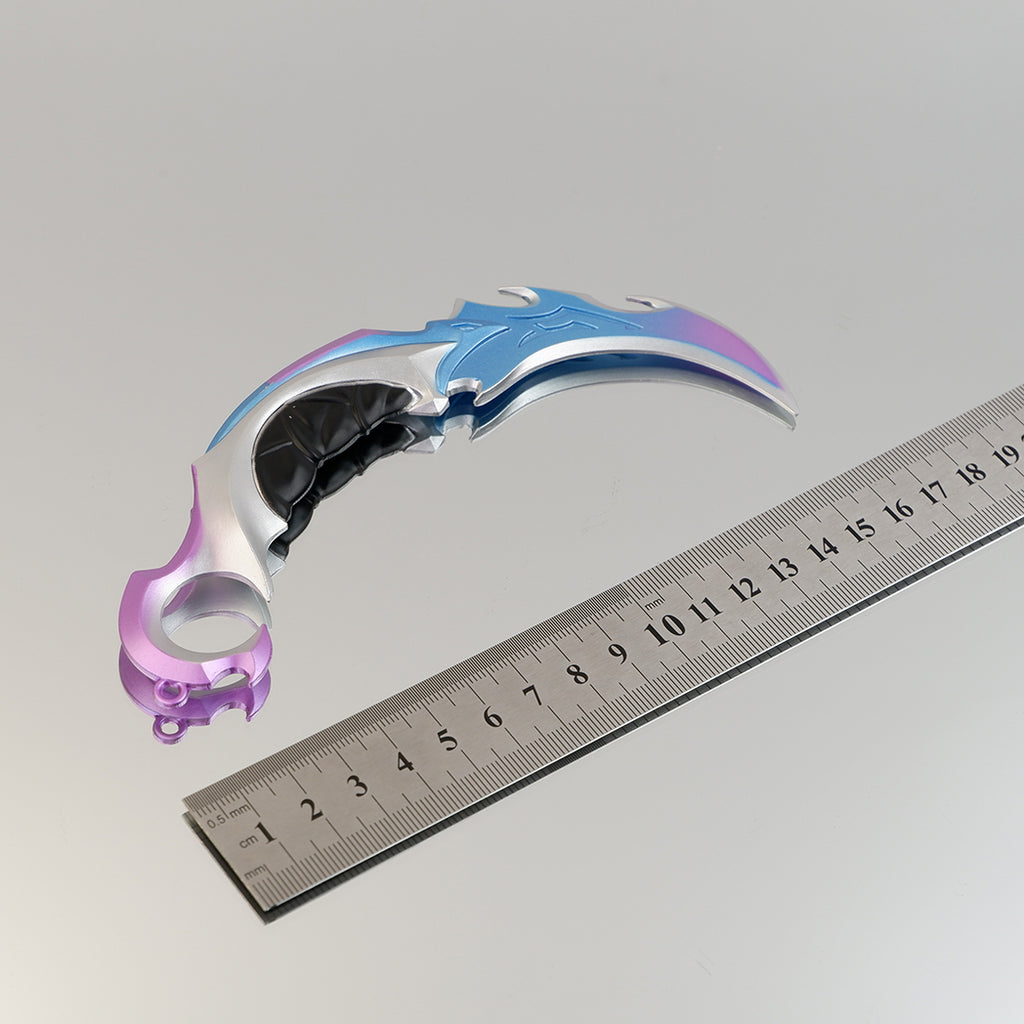 Valorant Prime Karambit 22cm Metal Replica with Sheath & Stand – Zinc Alloy Ice-Blue Cyberpunk Claw Knife Collectible