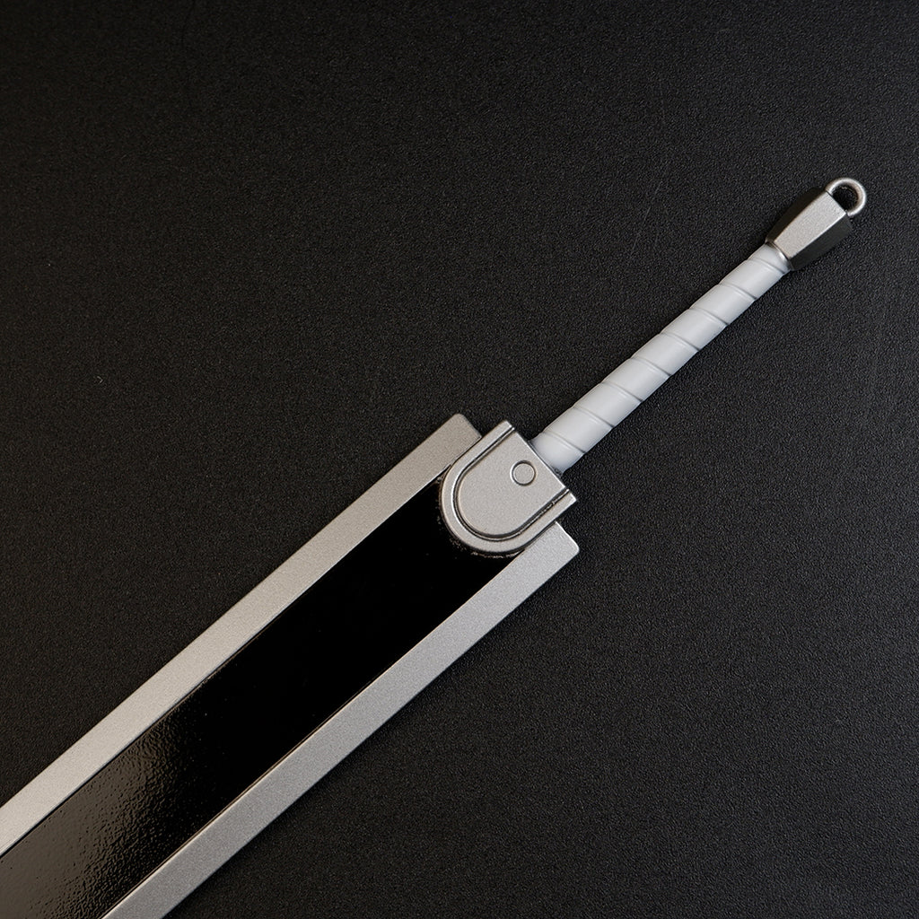 Berserk Guts Dragon Slayer Greatsword 17cm Metal Keychain with Scabbard – Zinc Alloy Anime Replica Collectible