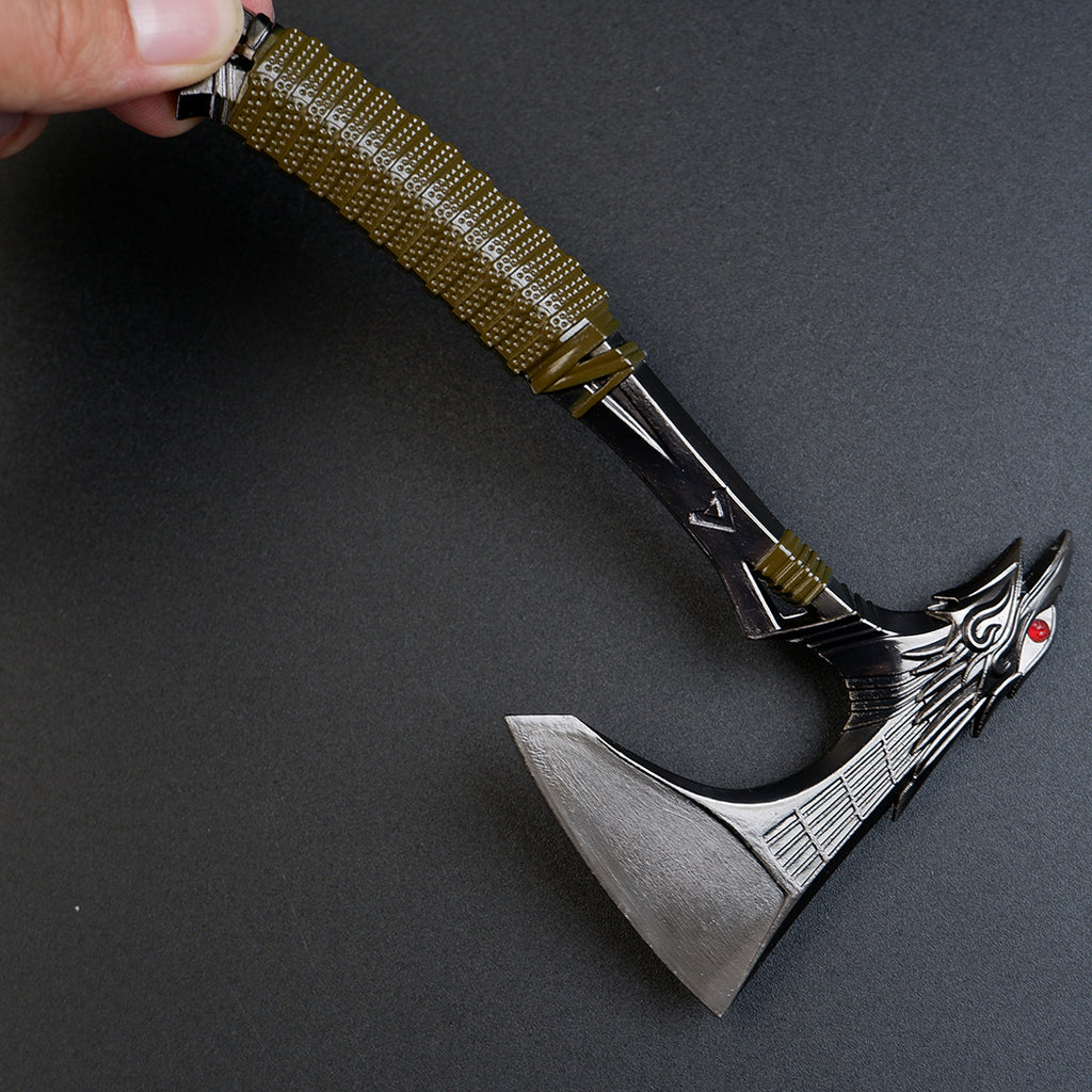 Apex Legends Bloodhound Heirloom Raven's Bite 16cm Metal Replica – Zinc Alloy Raven Skull Tomahawk Axe Collectible