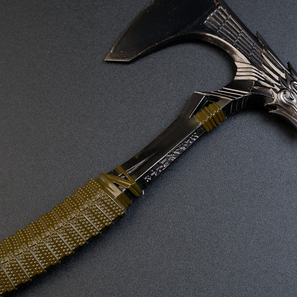 Apex Legends Bloodhound Heirloom Raven's Bite 16cm Metal Replica – Zinc Alloy Raven Skull Tomahawk Axe Collectible