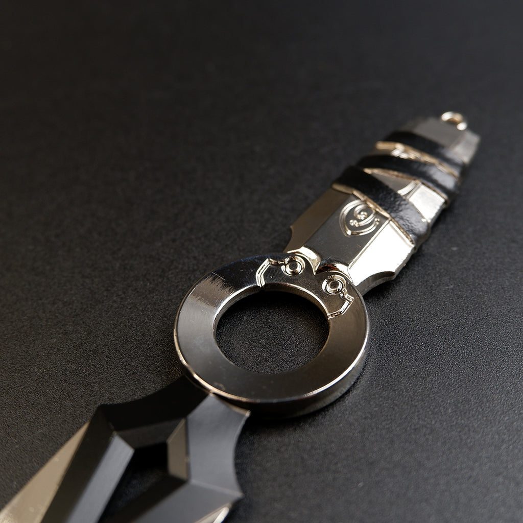 Valorant Jett Kunai 17cm Mirror Chrome Metal Replica – Zinc Alloy Dual-Tone Throwing Knife Collectible