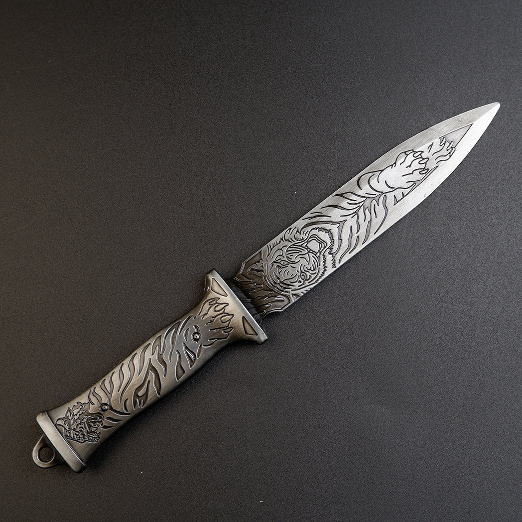 Valorant Xenohunter Knife 19cm Tiger Embossed Metal Replica – Zinc Alloy Antique Gunmetal Tactical Dagger Collectible