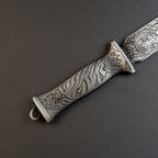 Valorant Xenohunter Knife 19cm Tiger Embossed Metal Replica – Zinc Alloy Antique Gunmetal Tactical Dagger Collectible