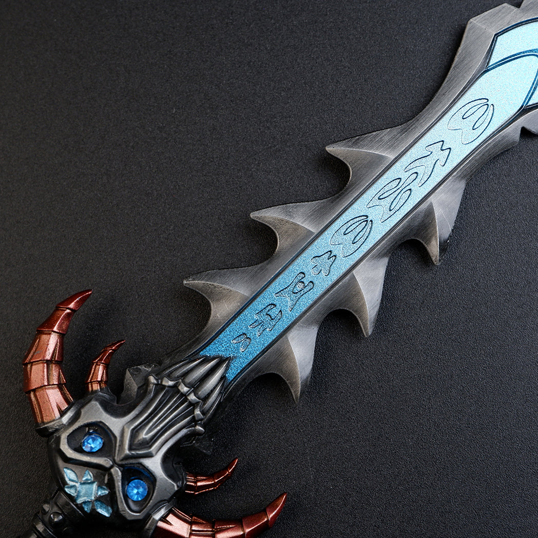 World of Warcraft Frostmourne 22cm Metal Replica – Zinc Alloy Lich King Arthas Blue Rune Greatsword Collectible