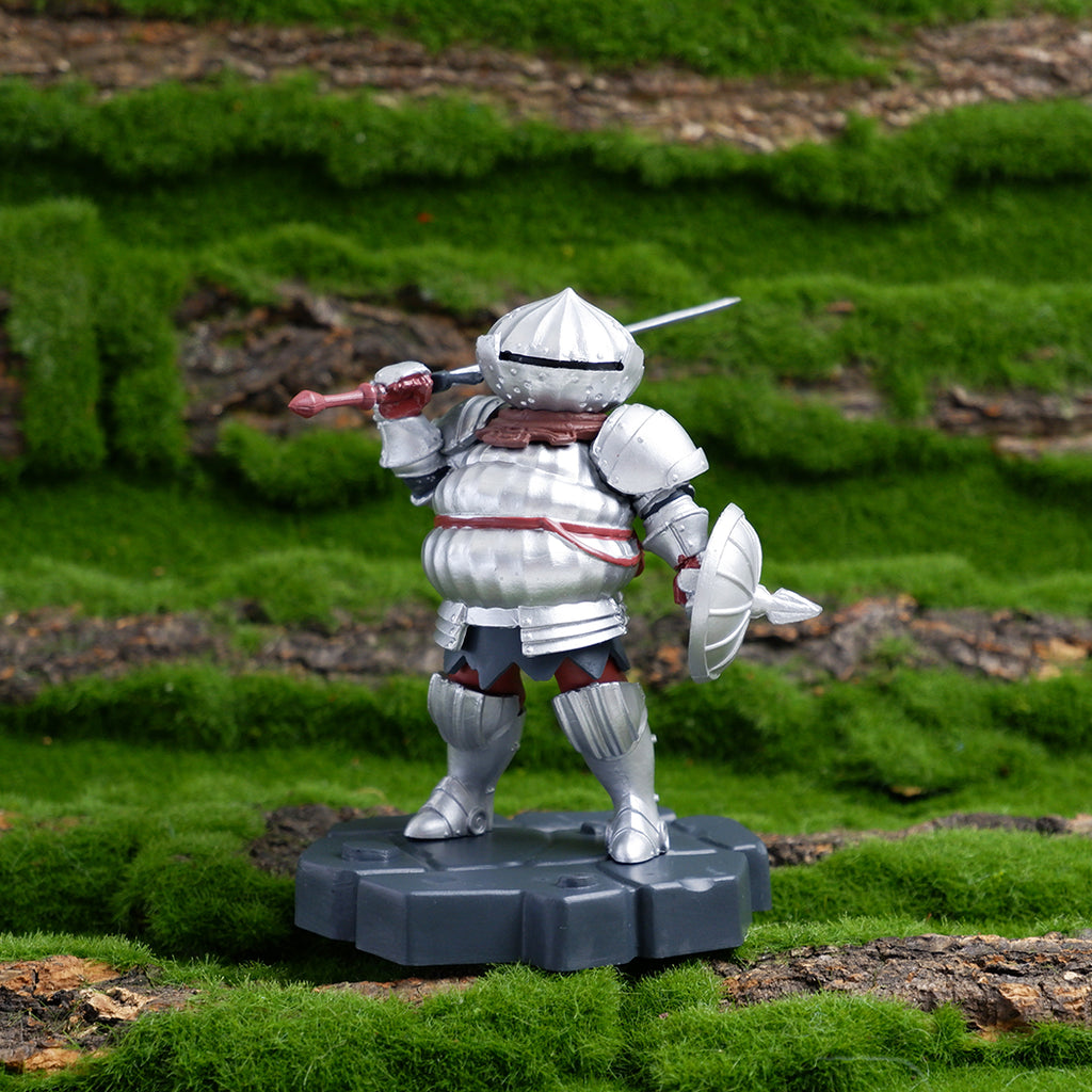 Dark Souls Siegmeyer of Catarina Figure – Cute Onion Knight Collectible Statue | Gaming Room Decor