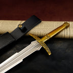 Lord of the Rings Sting Elven Dagger 22cm Metal Replica with Sheath – Zinc Alloy Frodo Hobbit Sword Collectible