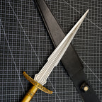 Lord of the Rings Sting Elven Dagger 22cm Metal Replica with Sheath – Zinc Alloy Frodo Hobbit Sword Collectible