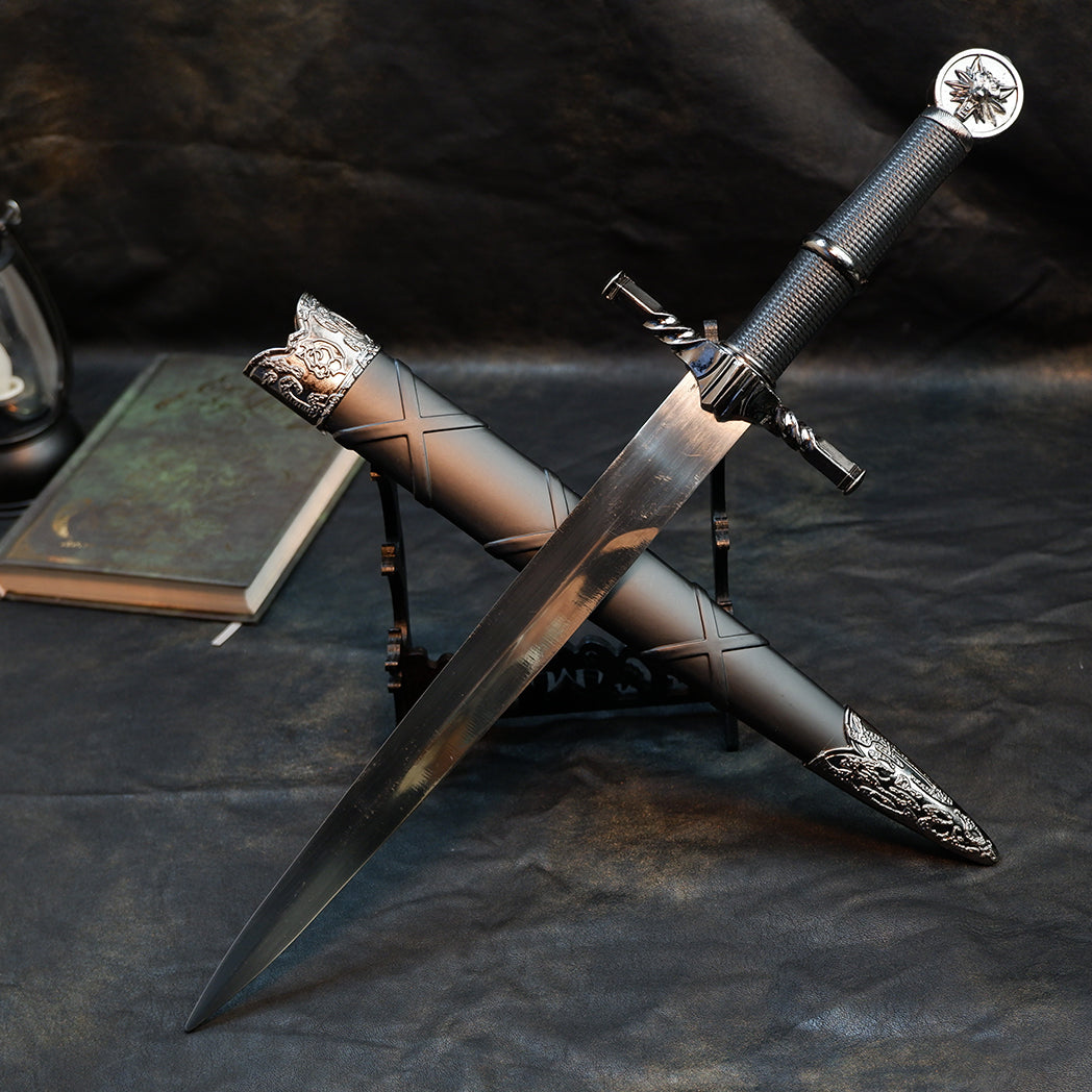 The Witcher 3 Geralt Steel Sword 22cm Metal Replica with Scabbard & Stand – Zinc Alloy Wolf Medallion Pommel Collectible