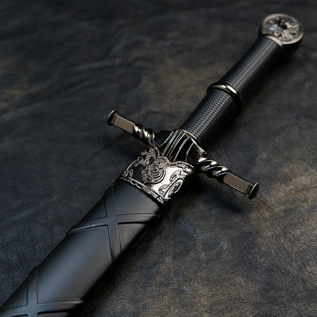 The Witcher 3 Geralt Steel Sword 22cm Metal Replica with Scabbard & Stand – Zinc Alloy Wolf Medallion Pommel Collectible