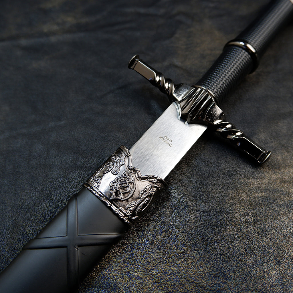 The Witcher 3 Geralt Steel Sword 22cm Metal Replica with Scabbard & Stand – Zinc Alloy Wolf Medallion Pommel Collectible