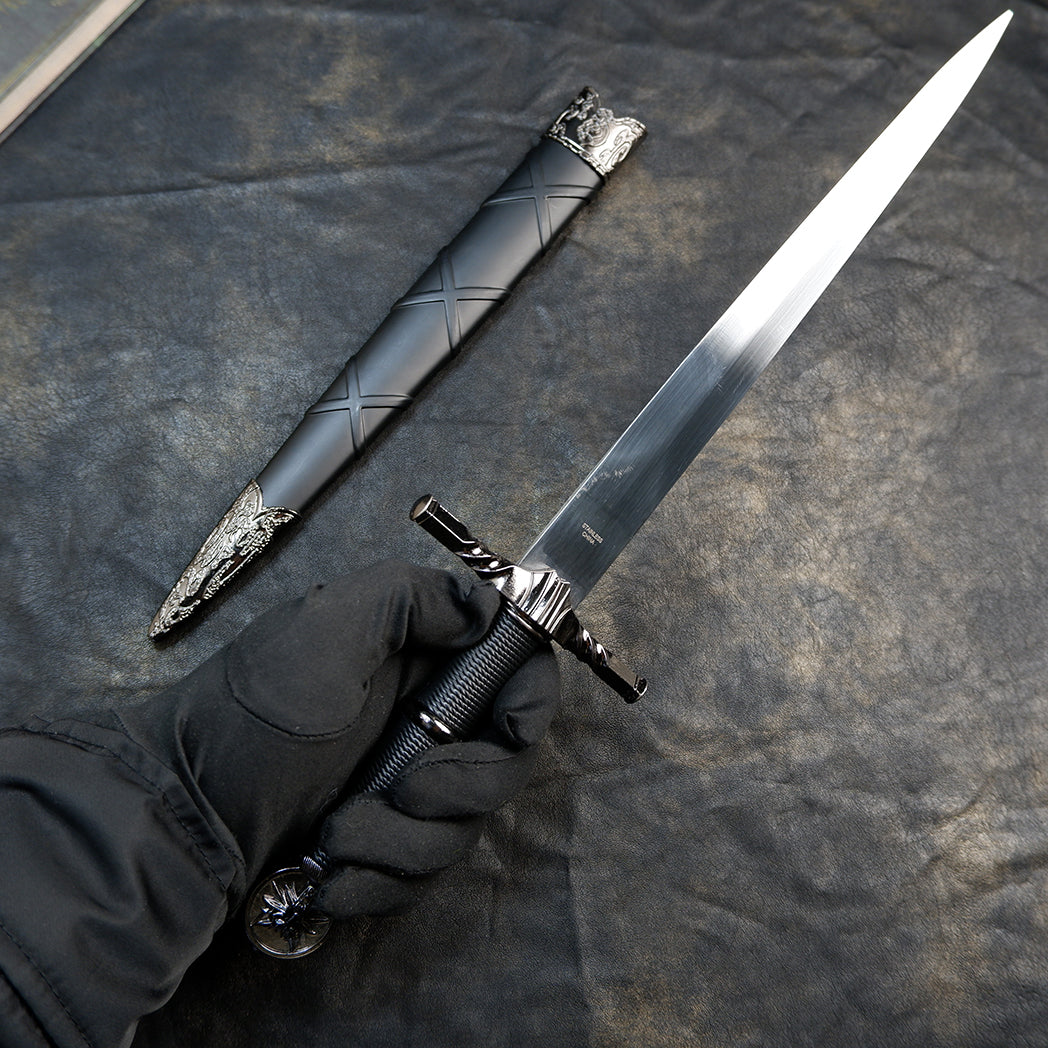 The Witcher 3 Geralt Steel Sword 22cm Metal Replica with Scabbard & Stand – Zinc Alloy Wolf Medallion Pommel Collectible