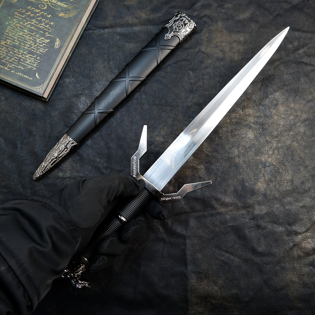 The Witcher 3 Geralt Silver Sword 22cm Metal Replica with Scabbard – Zinc Alloy Wolf School Twin Wolf Pommel Collectible