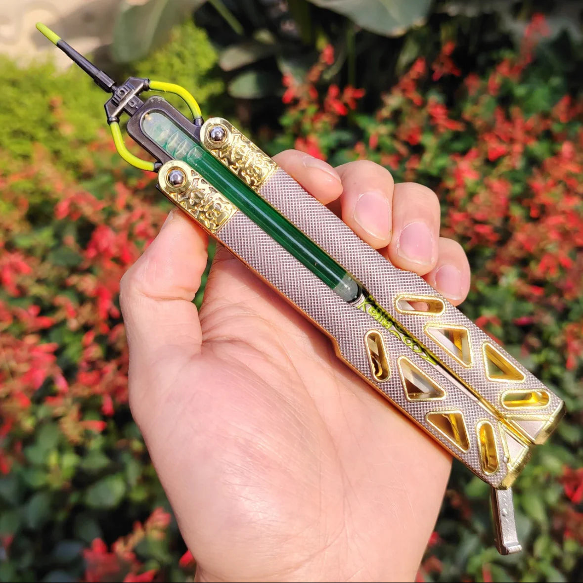 Apex Legends Octane Heirloom Glow Handcrafted – Metal Display Collectible