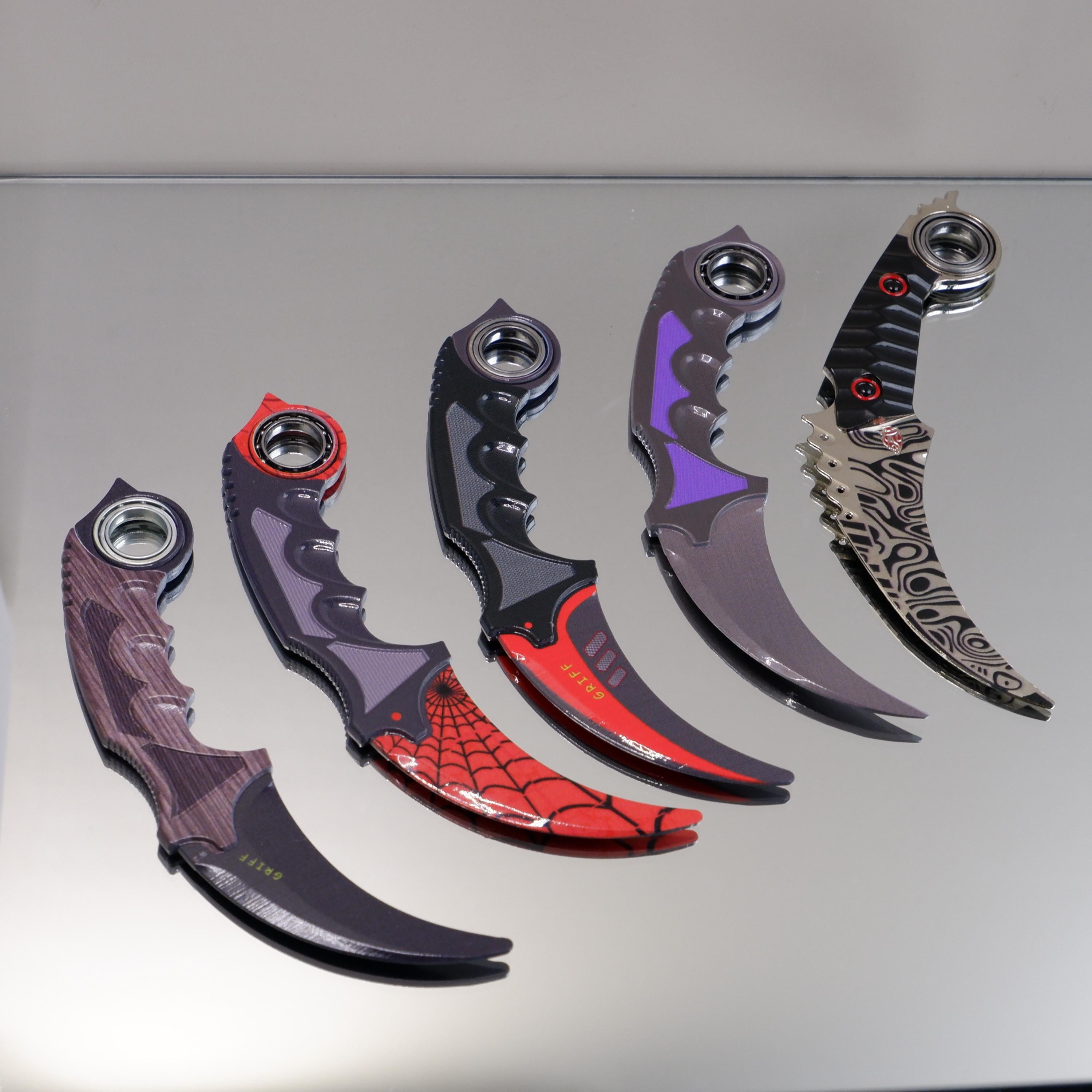 CS:GO Karambit Claw Knife Training Prop – Metal Display Collectible