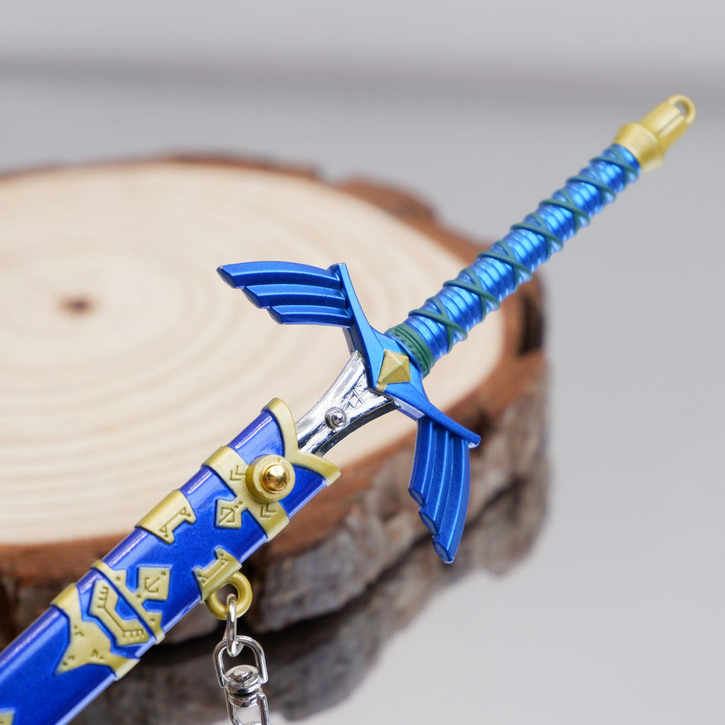 Zelda Tears of the Kingdom Master Sword Keychain – Metal Display Collectible