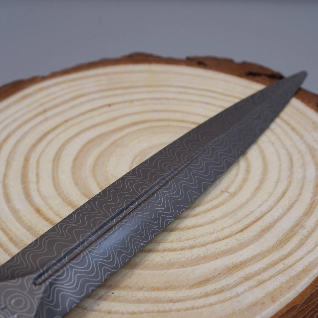 Arena Breakout Assault Knife Model: Metal Cosplay Prop with Sheath