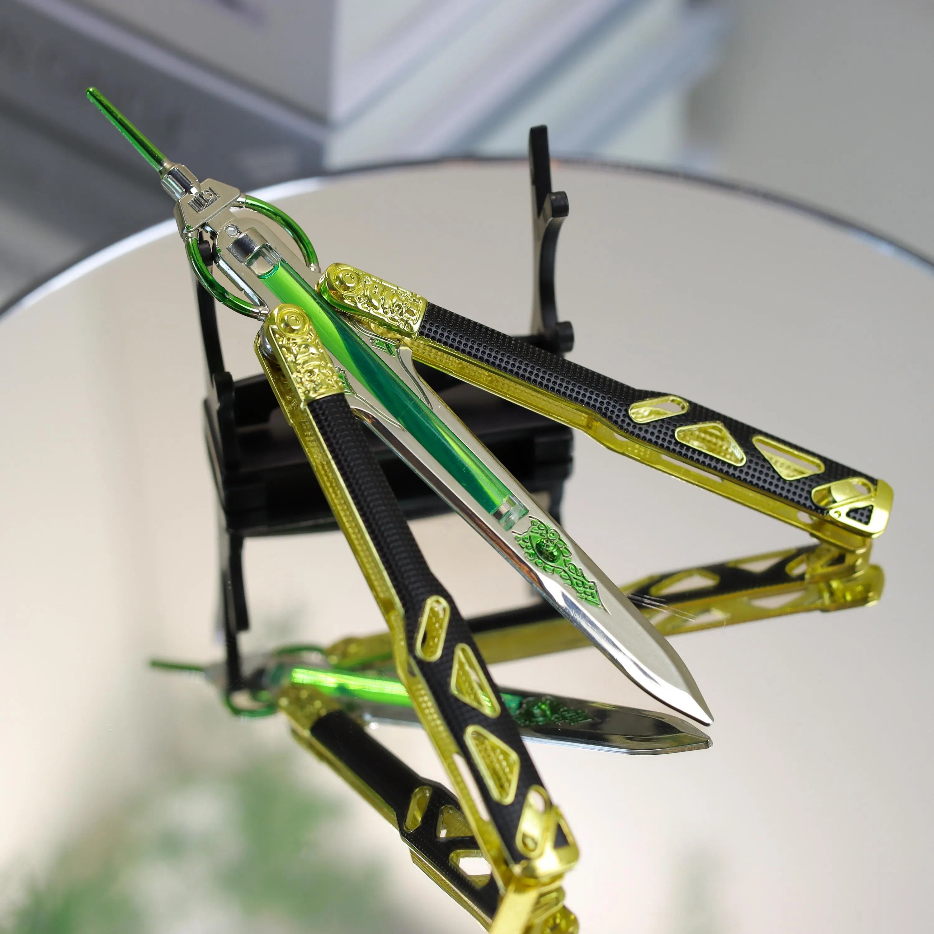 Apex Legends Octane Heirloom Glow Handcrafted – Metal Display Collectible - Yohoot