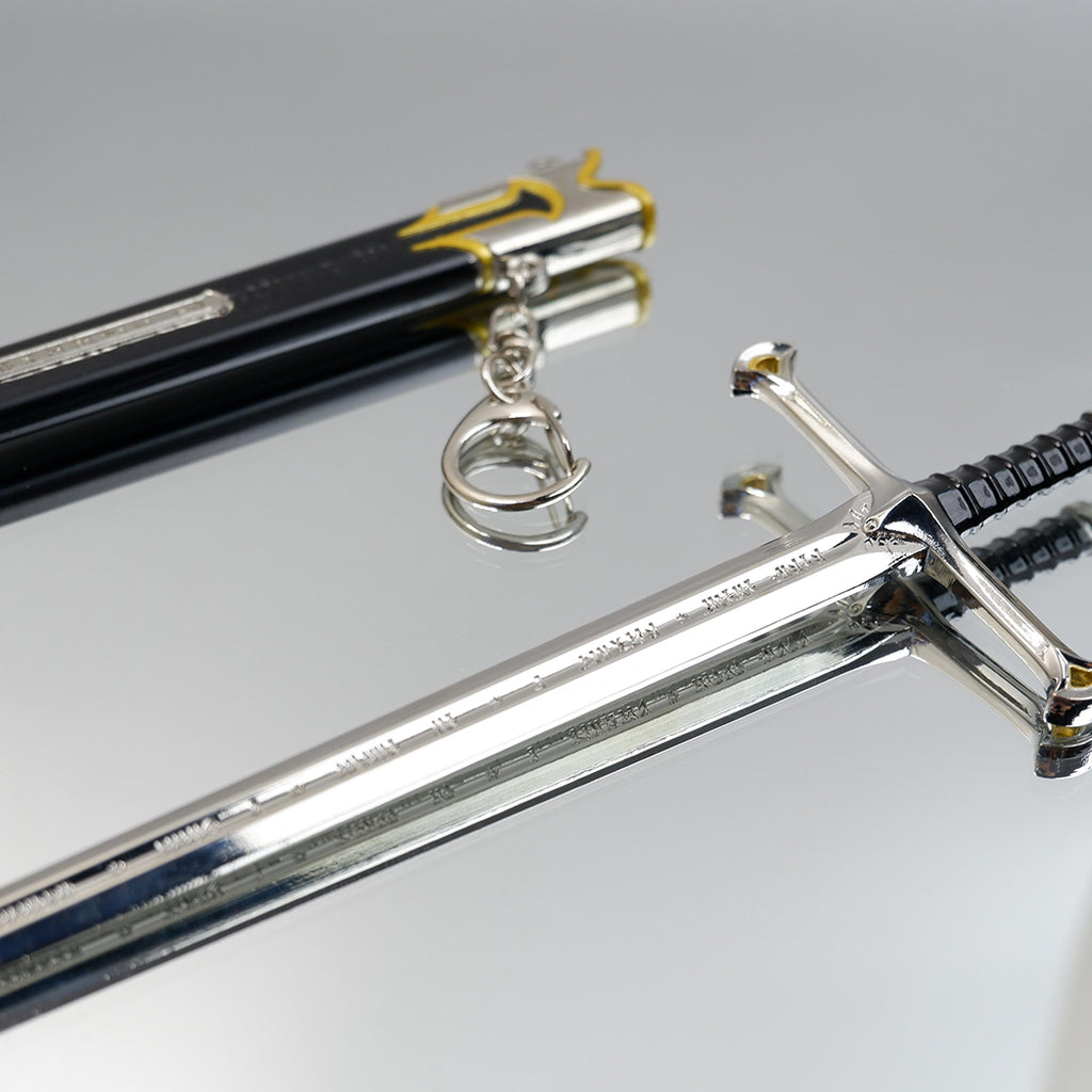 30cm Metal Narsil Sword, Anduril Flame of the West Full Metal Mini Sword with Scabbard, Collectible Gift for Tolkien Fan, Gaming Room Decor