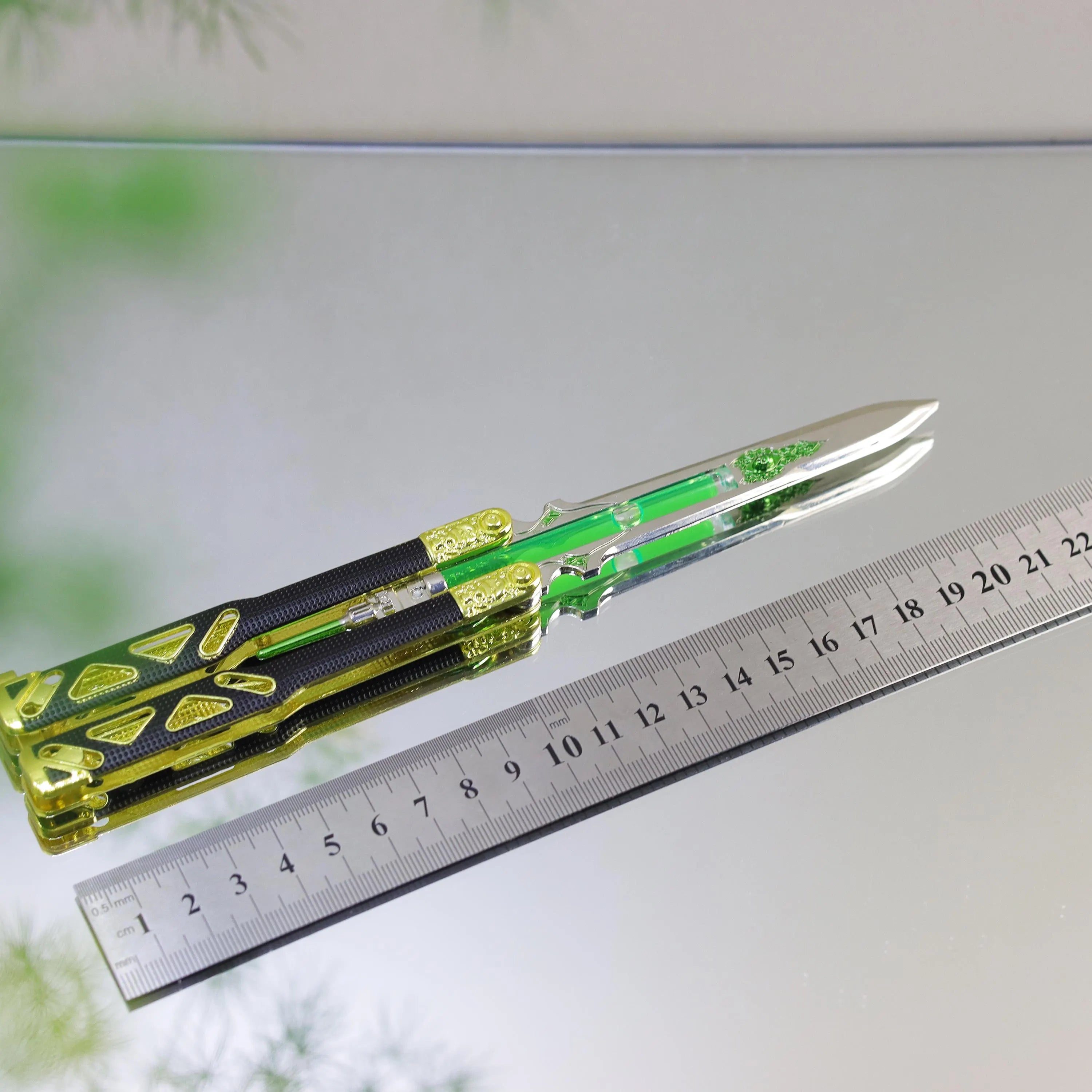 Apex Legends Octane Heirloom Glow Handcrafted – Metal Display Collectible - Yohoot